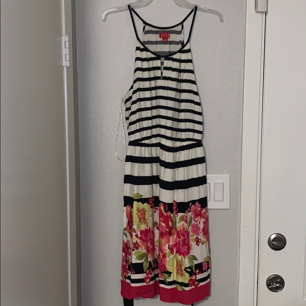 Sleeveless dress